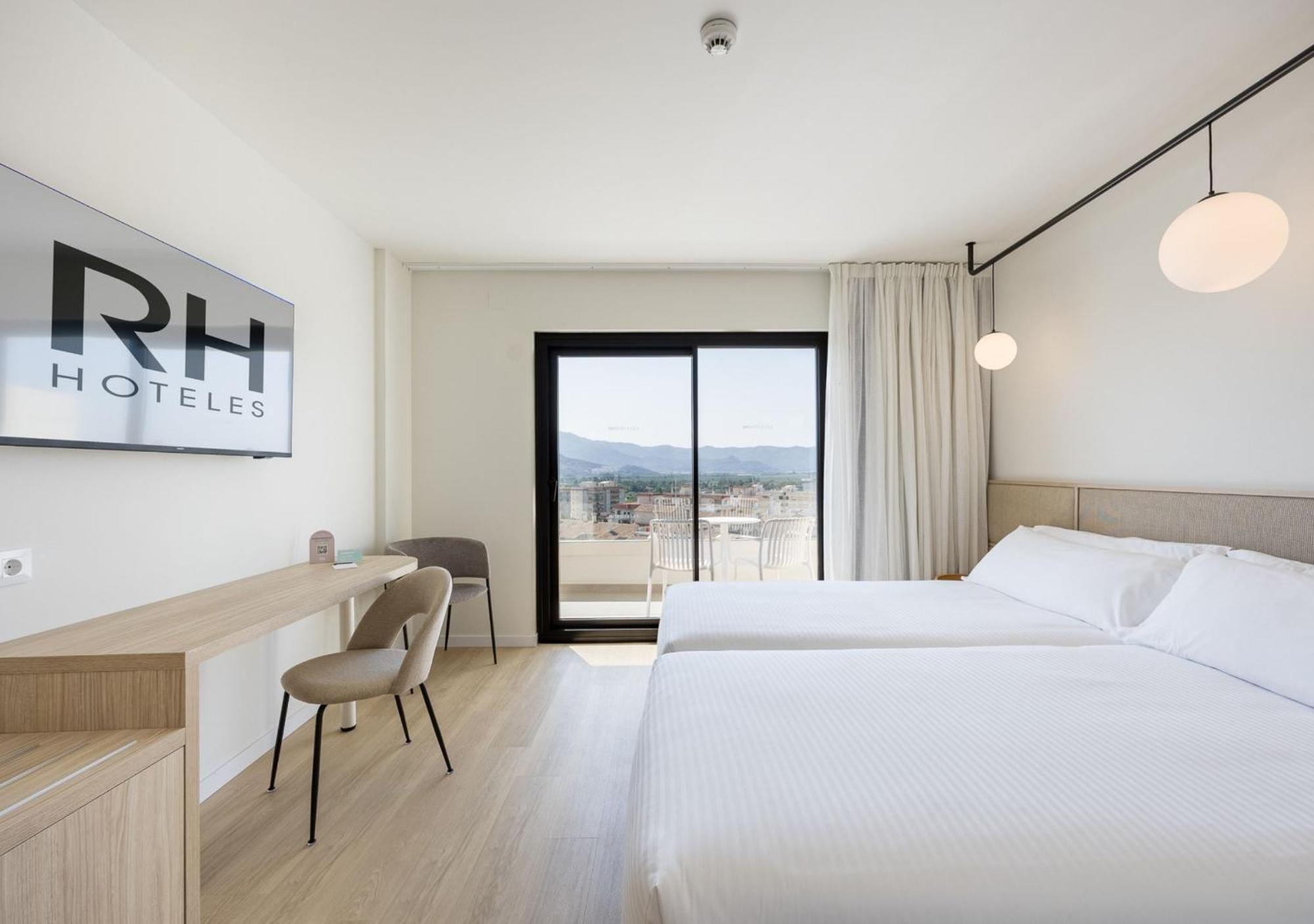 Triple Room (2 Adults + 1 Child),1693276939:JPEG